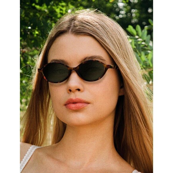 ? Sunglasses Women Grey Retro Oval Polarized Shades Stylish Trendy Sunglasses main image 4